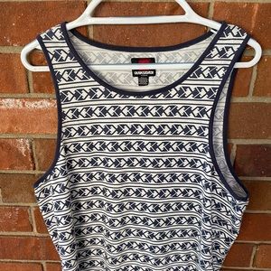 Quicksilver Men’s Tank. Size large. Black and white striped design.